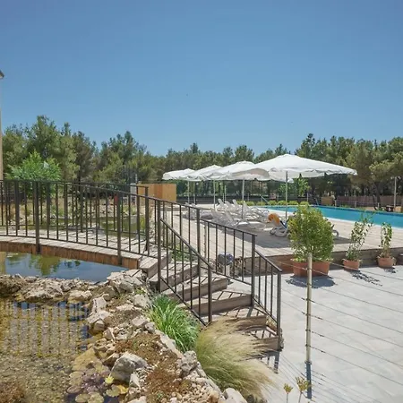 Guest house In Guest - Comfortable Family With Breakfast Included Lozovac