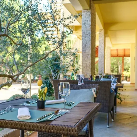 Guest house In Guest - Comfortable Family With Breakfast Included