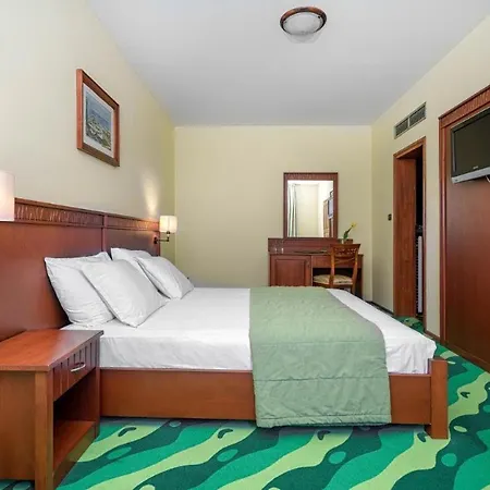 In Guest - Comfortable Family With Breakfast Included Guest house *